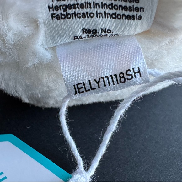 AUTHENTIC❗️New with Tags - Jellycat Heart Boiled Egg Valentine’s Day 2026! - Picture 10 of 11